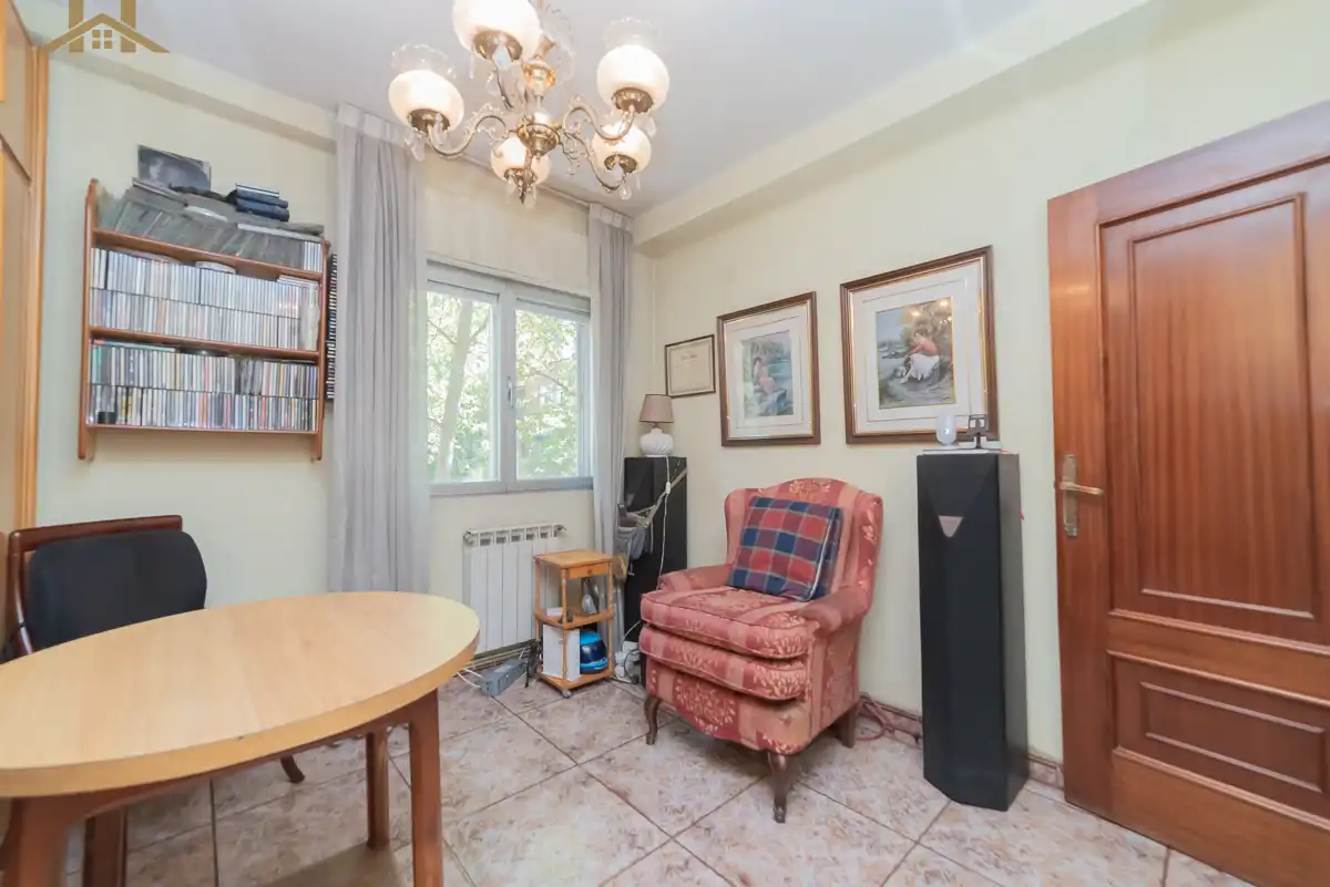 Sala d'estar de Pis en venda en Alcorcón amb Calefacció, Terrassa i Moblat