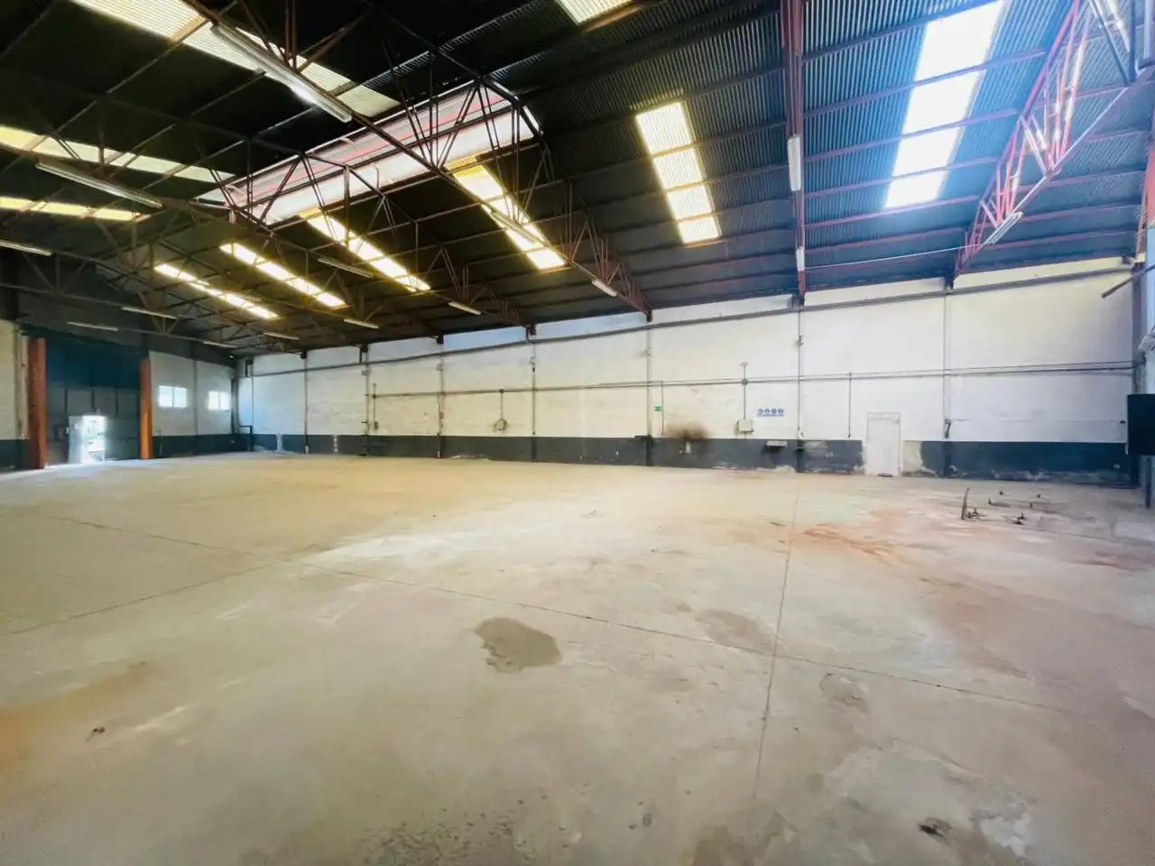 Nave industrial in vendita a Avenida Daniel Ayala, imagen 9