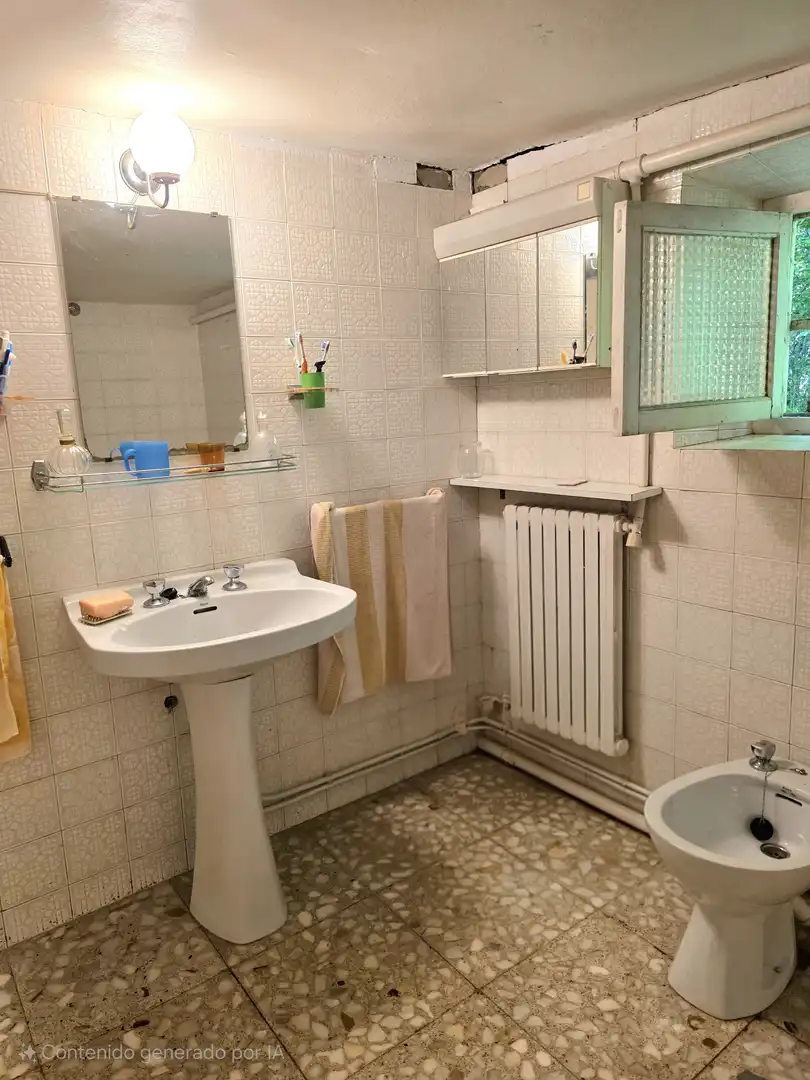Bany de Casa o xalet en venda en Cervera de Pisuerga amb Calefacció i Jardí privat