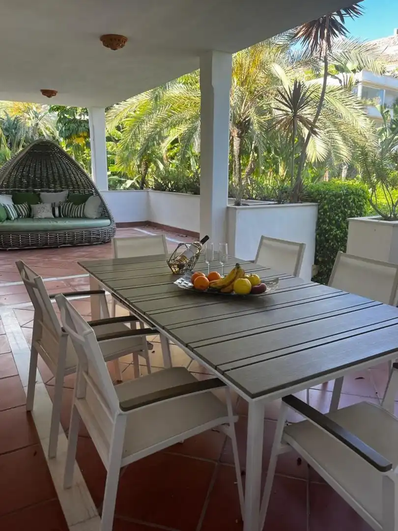 Vivienda con piscina en venta en Milla de Oro, imagen 2
