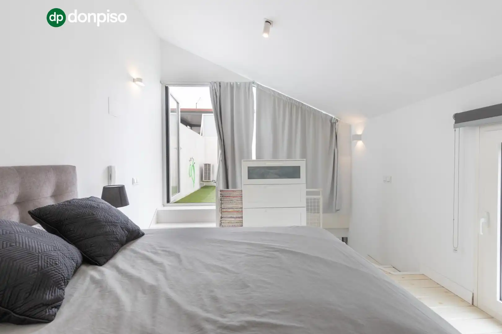 Habitación de Casa o chalet en venta en Granada con Calefacción, Terraza y Trastero