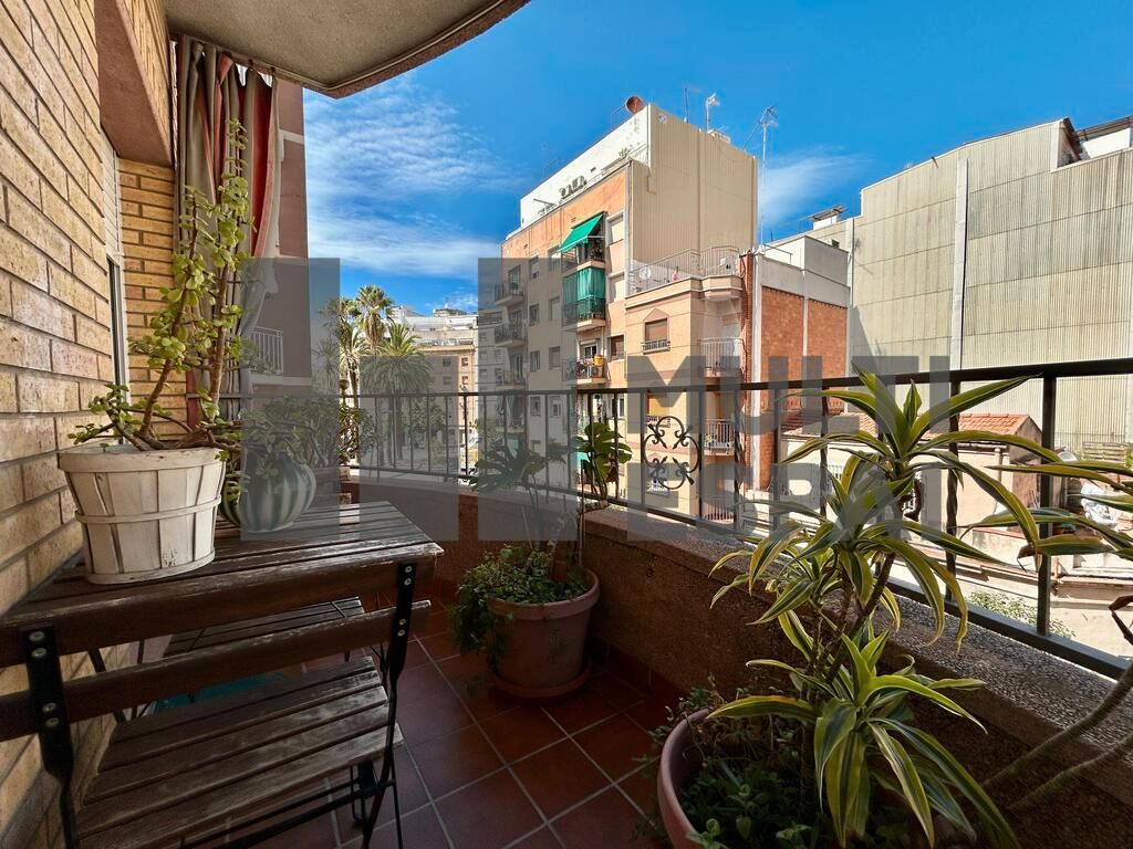 Terrassa de Dúplex en venda en L'Hospitalet de Llobregat amb Aire condicionat, Calefacció i Terrassa