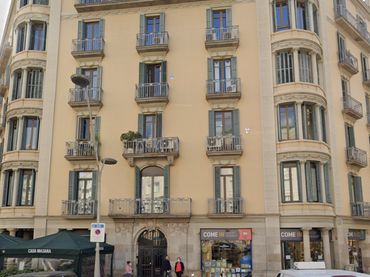 Oficina amb ascensor de lloguer a Carrer de Balmes 129