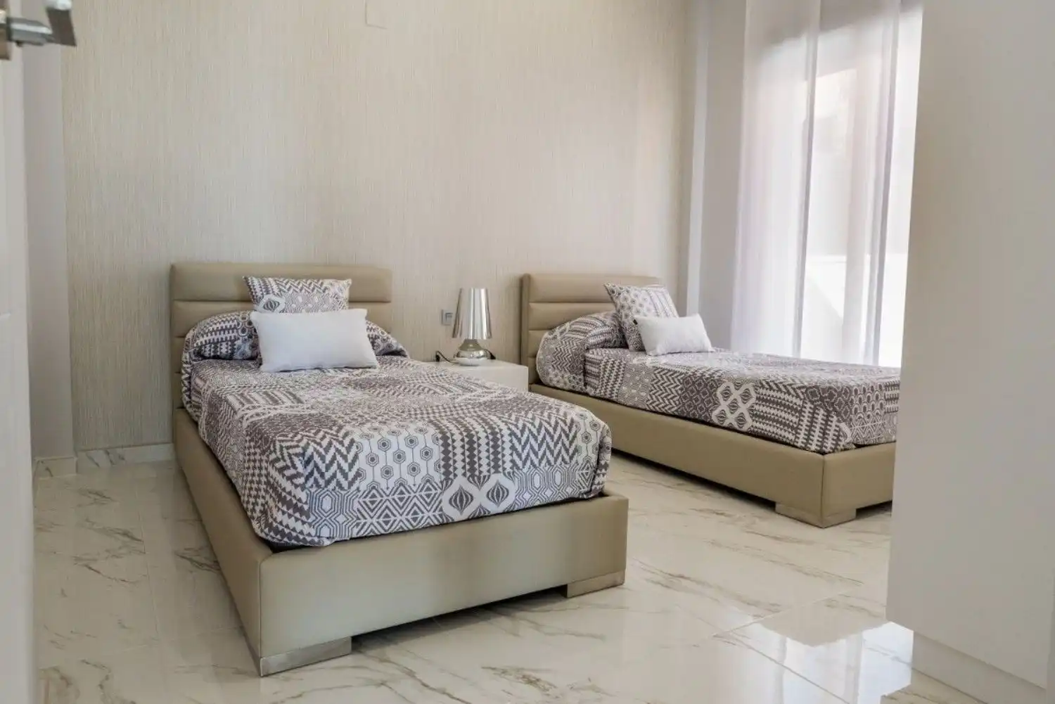Casa o xalet en venda a PARCELA R2 ,PAU-26 ORIHUELA COSTA, Los Almendros