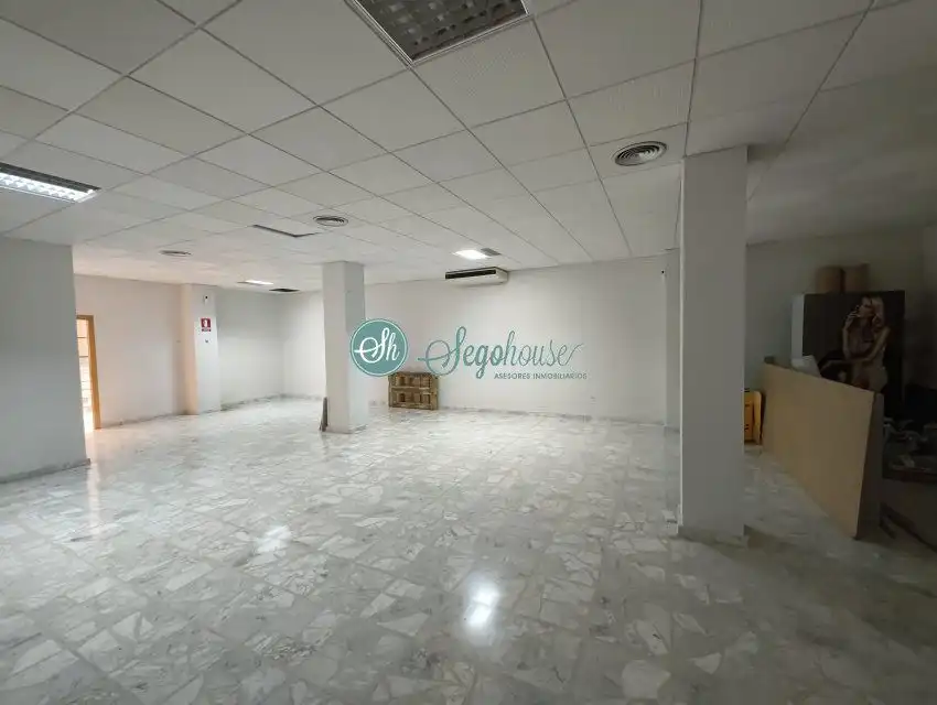 Local commercial à louer à Centro, imagen 43