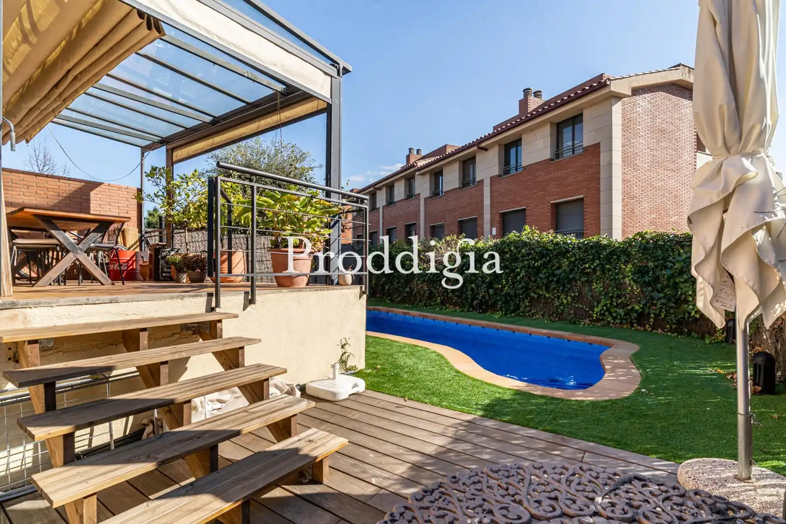 Garden of Detached homes for sale in Sant Cugat del Vallès  with Air Conditioner, Heating and Private garden