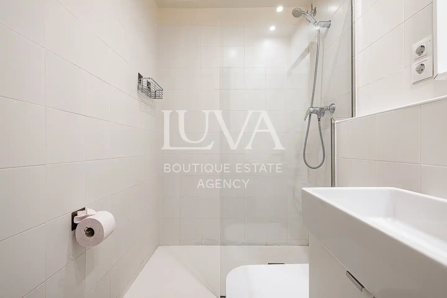 Bany de Apartament en venda en Barcelona amb Aire condicionat i Calefacció