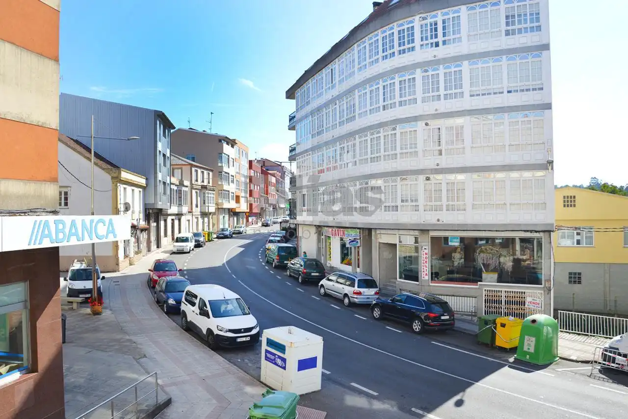 Vista exterior de Pis en venda en Zas amb Terrassa i Moblat