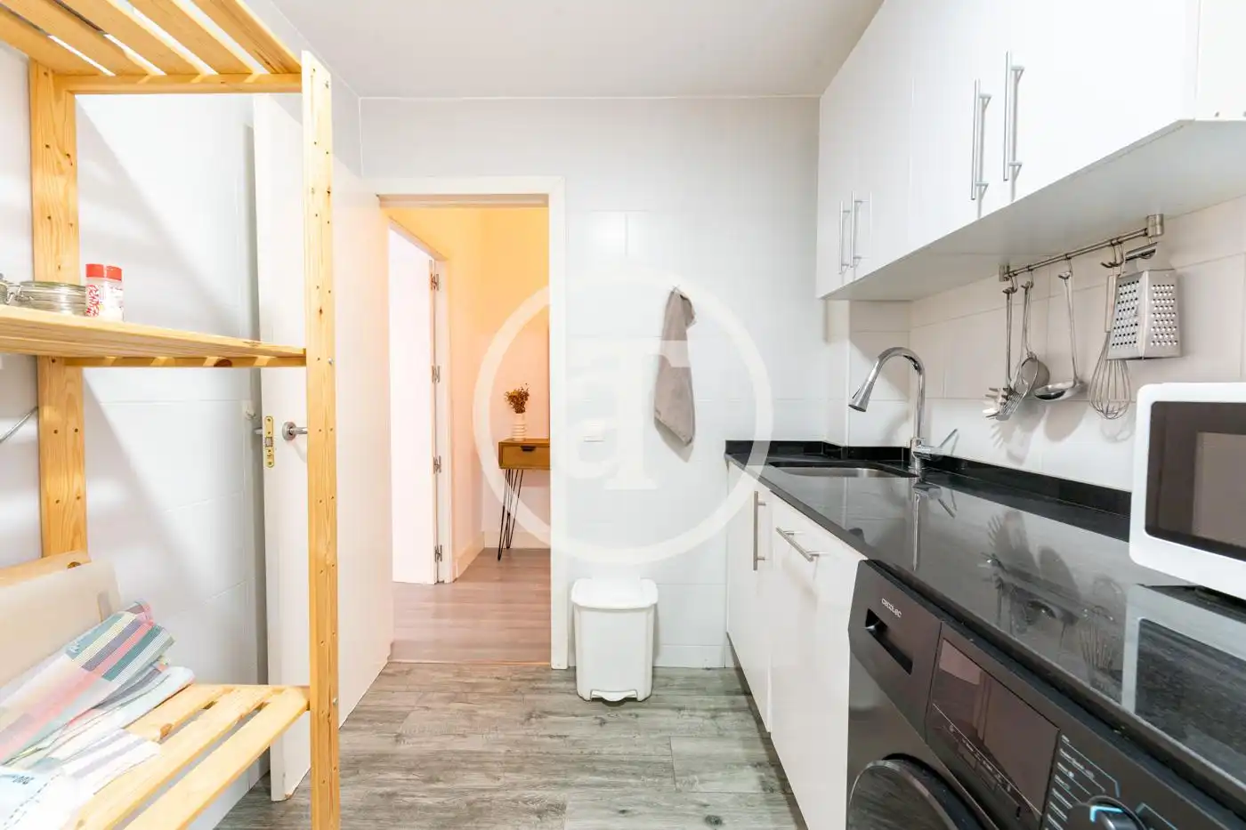 Kitchen of Flat for rent in Madrid  with Air Conditioner, Heating and Furnished