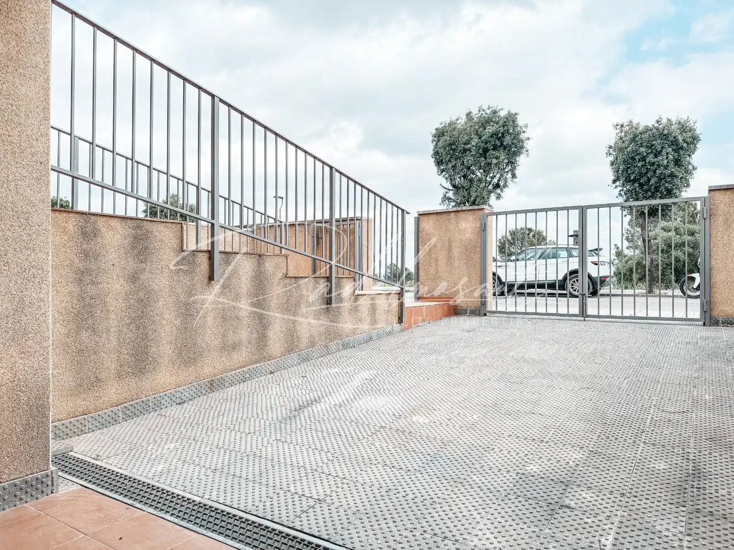 Terrasse von Einfamilien-Reihenhaus zum Verkauf in Alcover mit Privatgarten und Terrasse