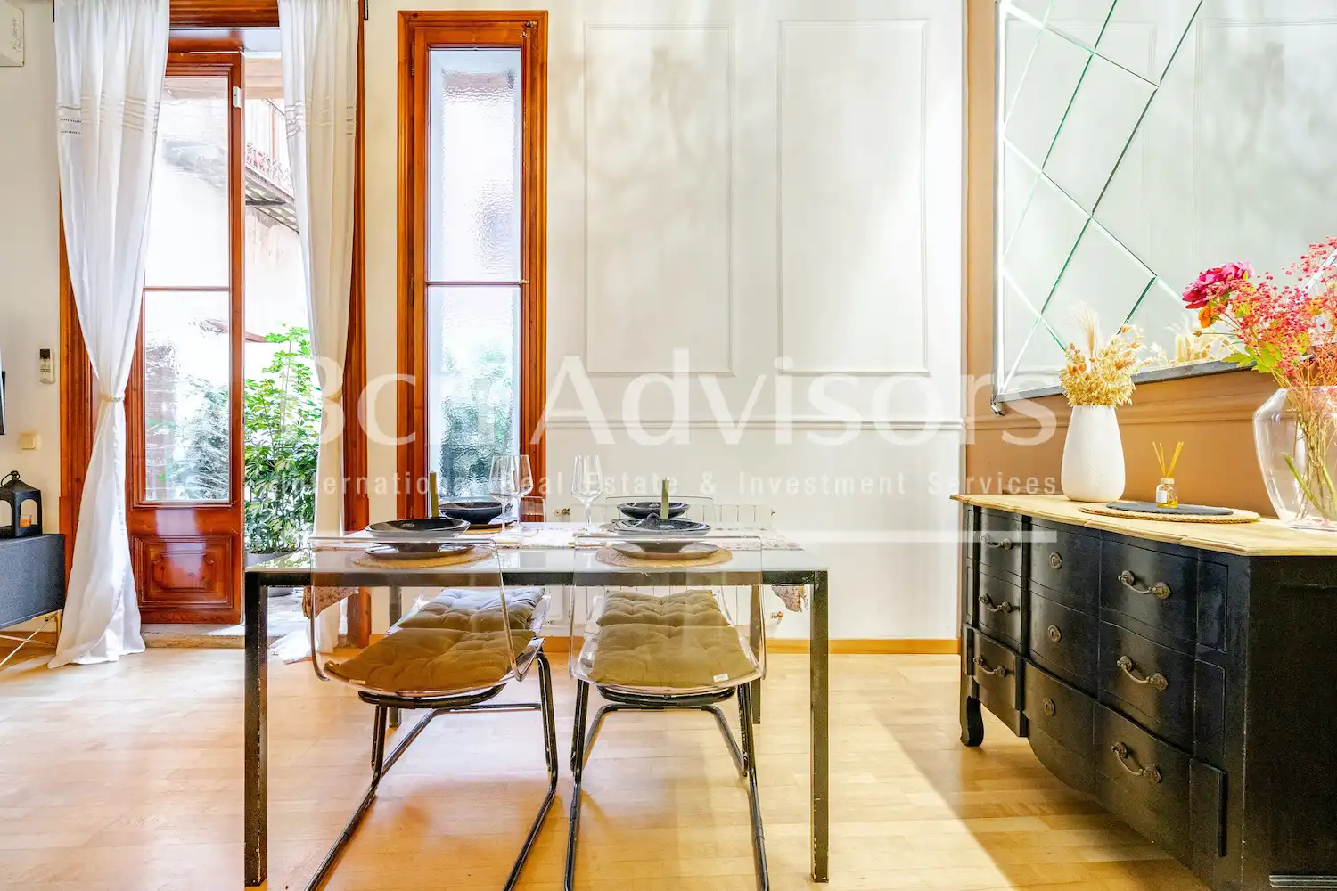 Piso con terraza en venta en Passatge dels Escudellers, imagen 5