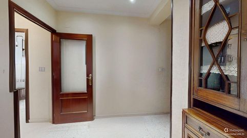 Foto 5 de Piso en venta en Virgen de Lujan, Los Remedios, Sevilla Capital
