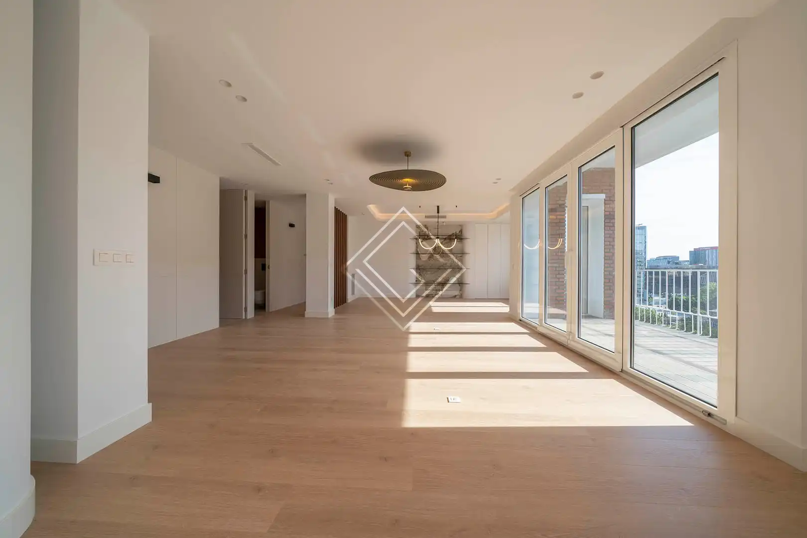 Wohnzimmer von Wohnung zum Verkauf in Madrid mit Klimaanlage, Heizung und Terrasse