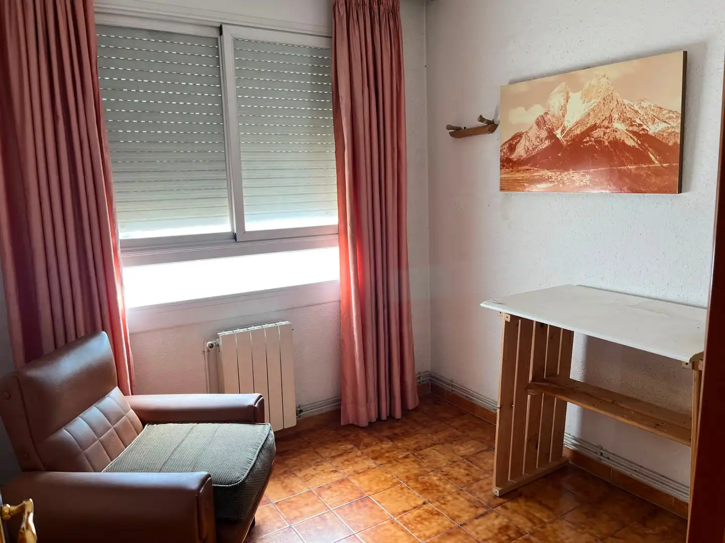Bedroom of Flat for sale in Sabadell  with Air Conditioner, Heating and Oven