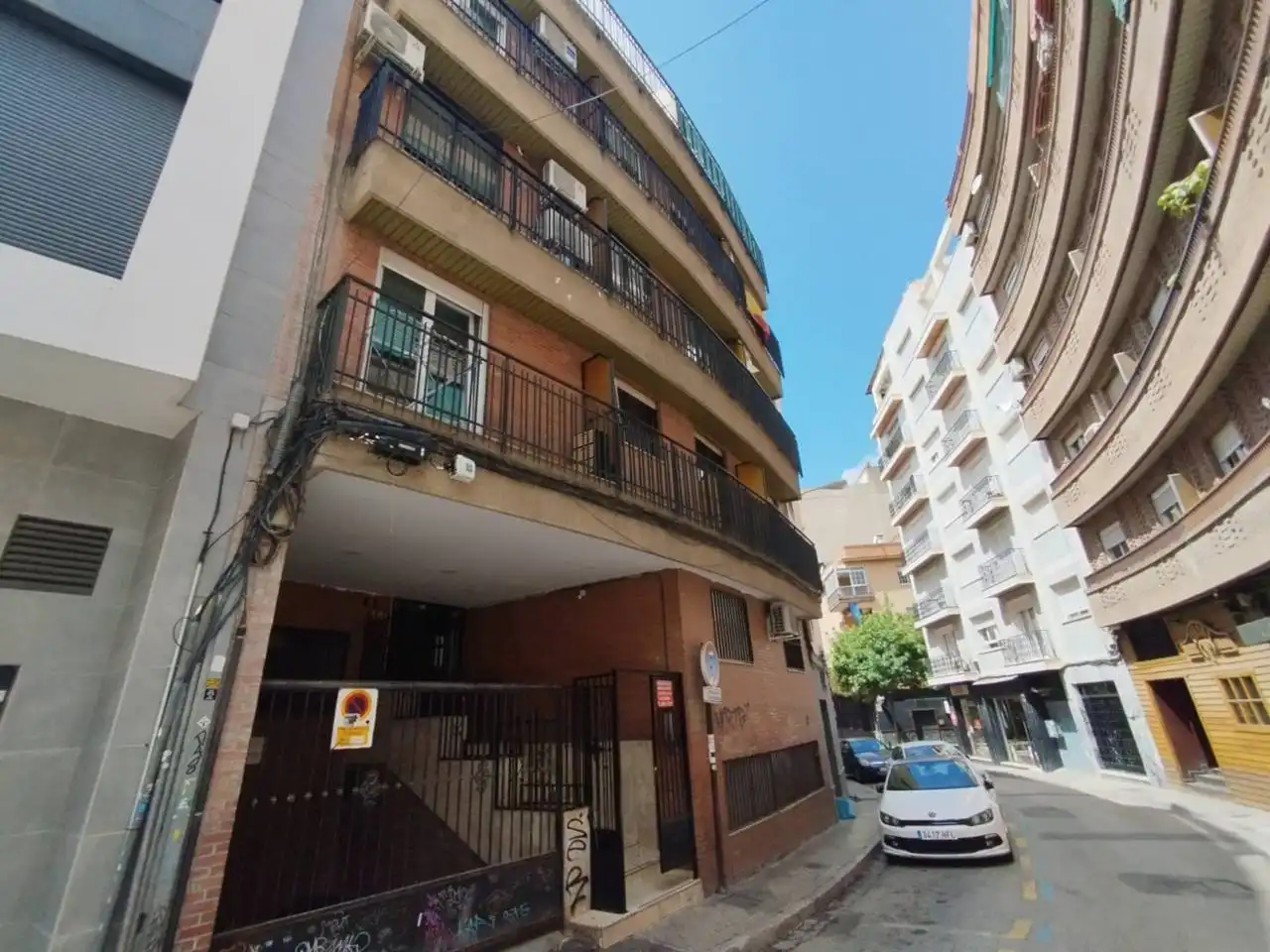 Study for rent in Calle Pintor Velazquez, Camino de Ronda