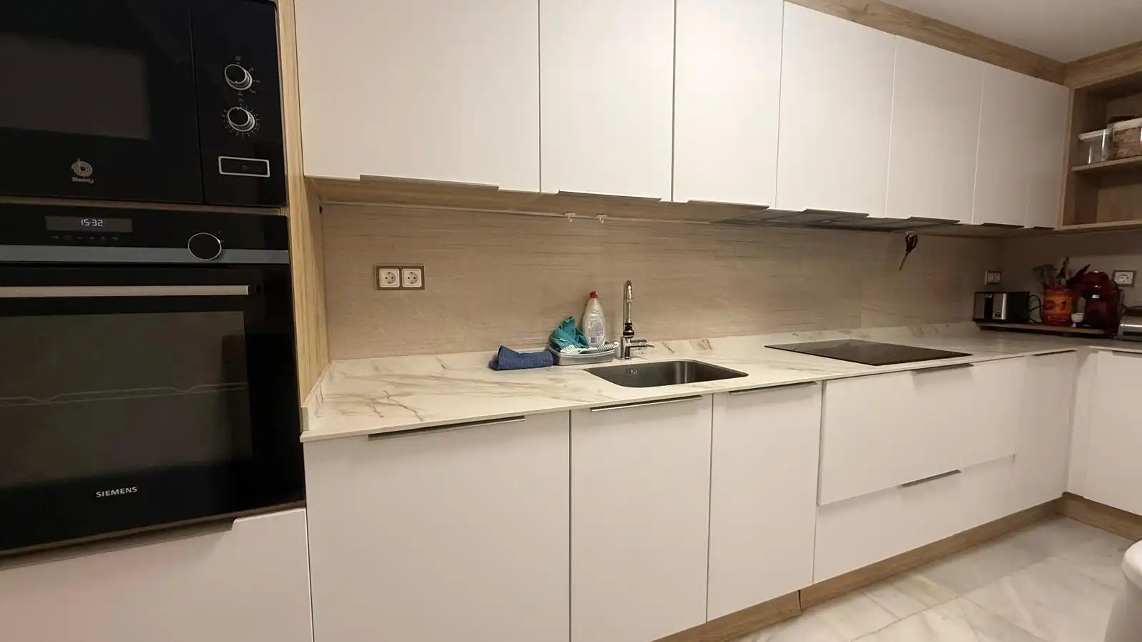 Cuina de Apartament en venda en Fuengirola amb Aire condicionat, Terrassa i Traster