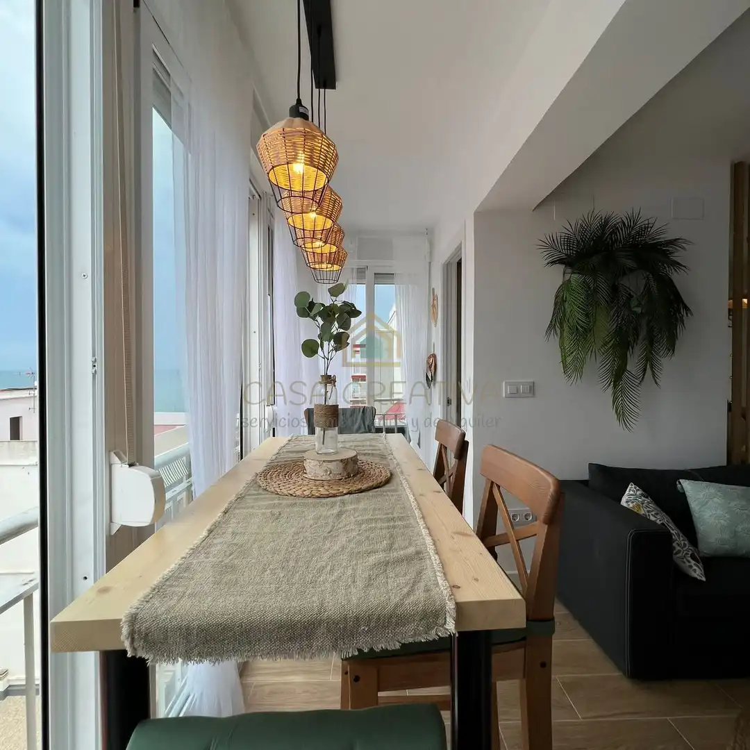 Comedor de Estudio en venta en Sueca con Aire acondicionado, Calefacción y Amueblado
