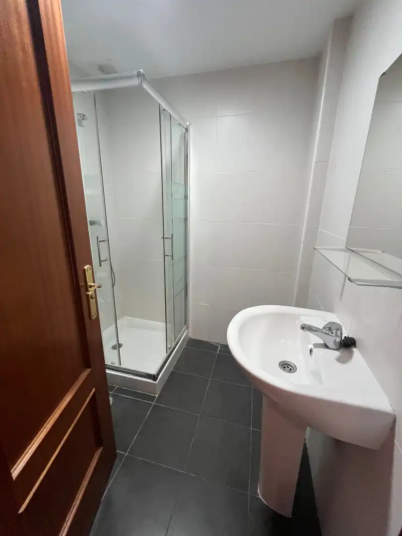Bathroom of Flat for sale in Valladolid  with Heating, Terrace and Storage room