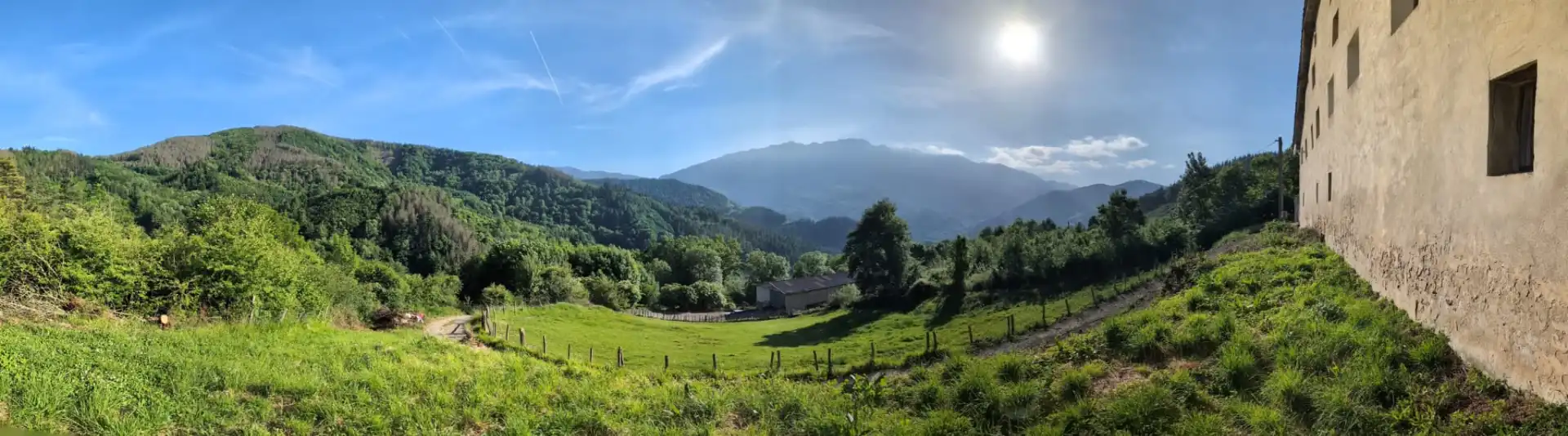 Vista exterior de Casa adosada en venta en Zegama con Jardín privado y Amueblado