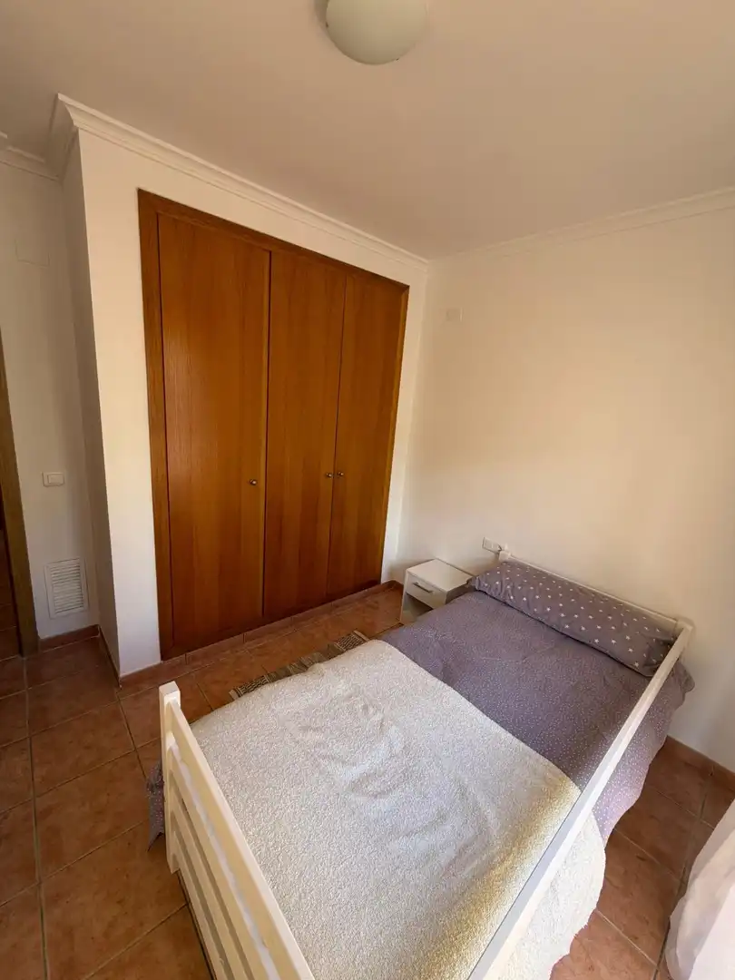 Habitación de Casa adosada de alquiler en Alzira con Aire acondicionado, Jardín privado y Terraza