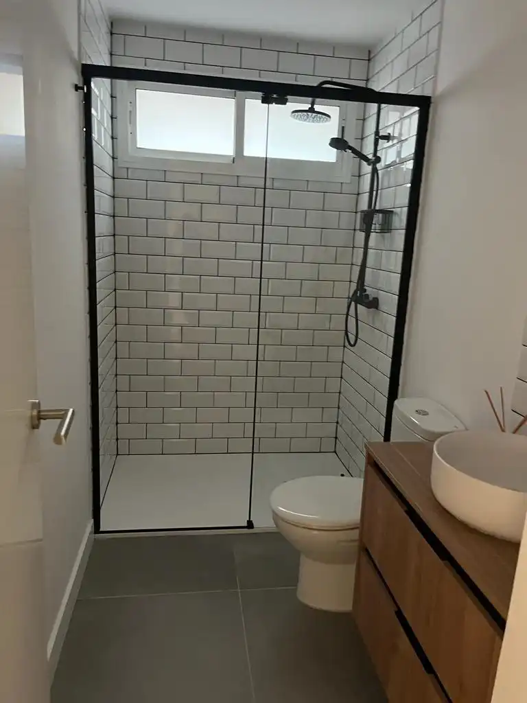 Baño de Piso de alquiler en Arucas con Amueblado