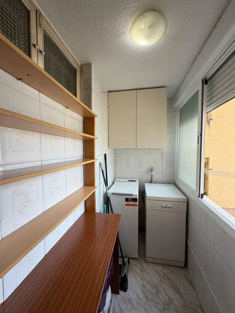 Cocina de Piso de alquiler en Madrid con Aire acondicionado, Calefacción y Amueblado