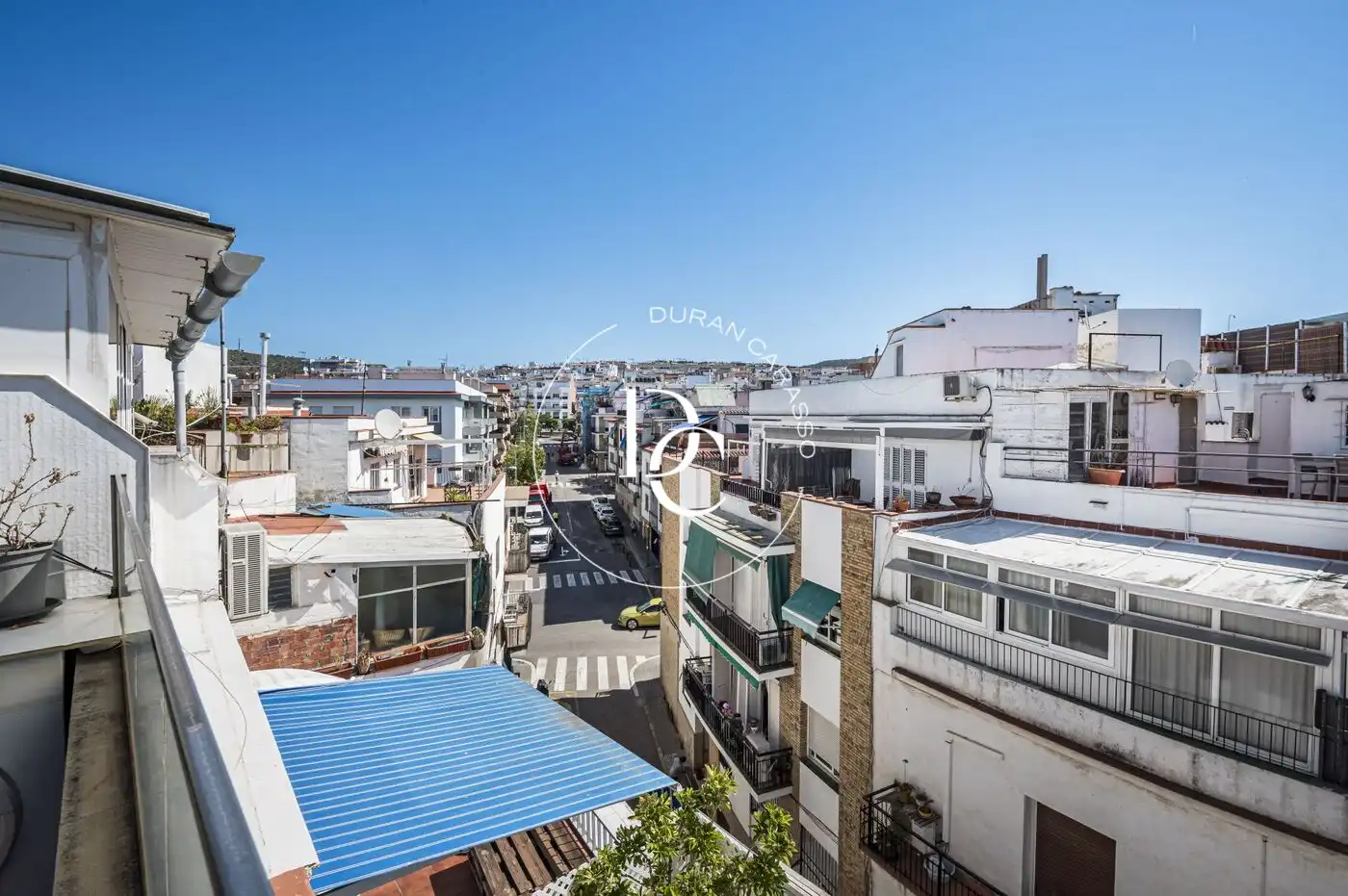 Vista exterior de Àtic en venda en Sitges amb Aire condicionat, Calefacció i Terrassa