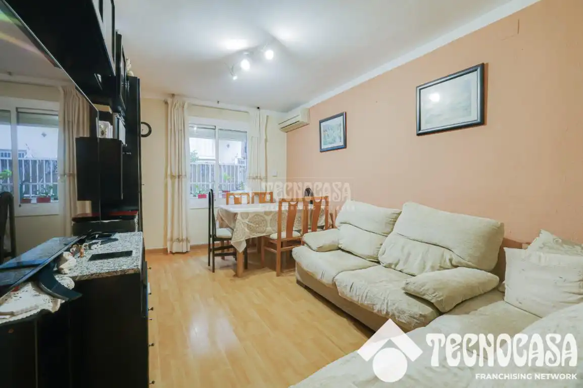 Sala de estar de Piso en venta en Barcelona con Aire acondicionado y Parquet
