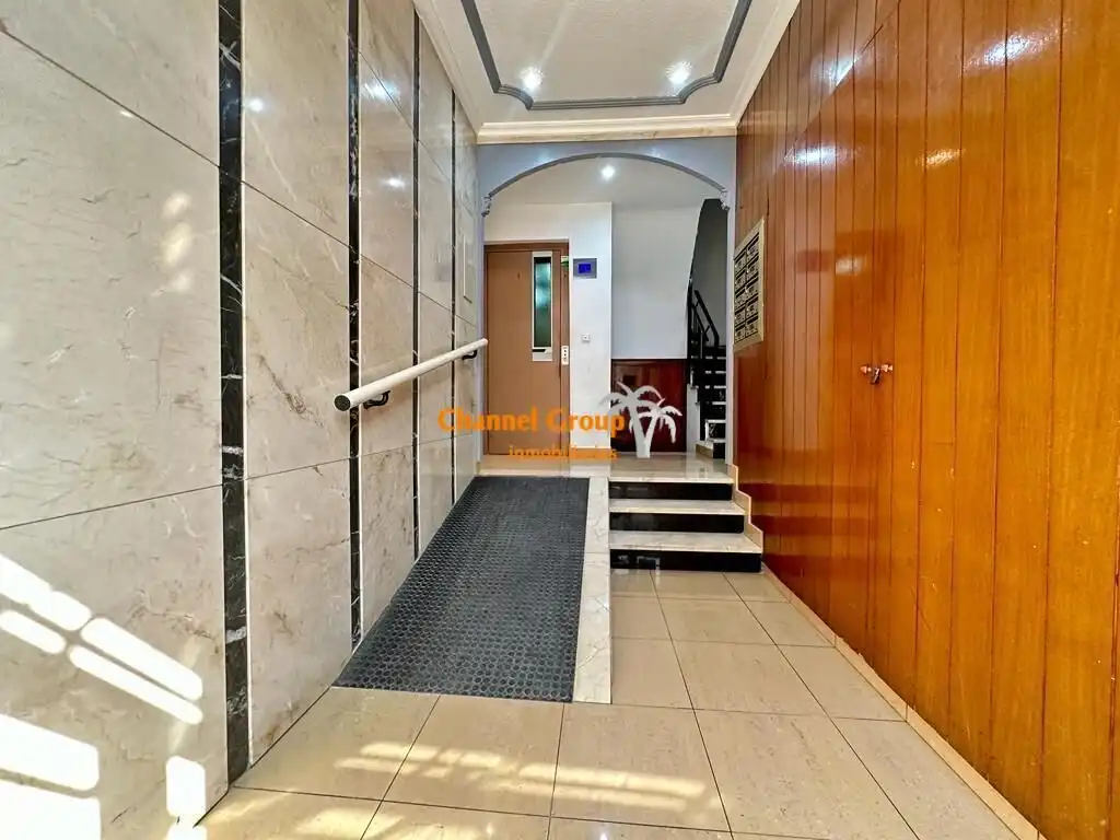Wohnung mit Terrasse zum Verkauf in Elche ciudad