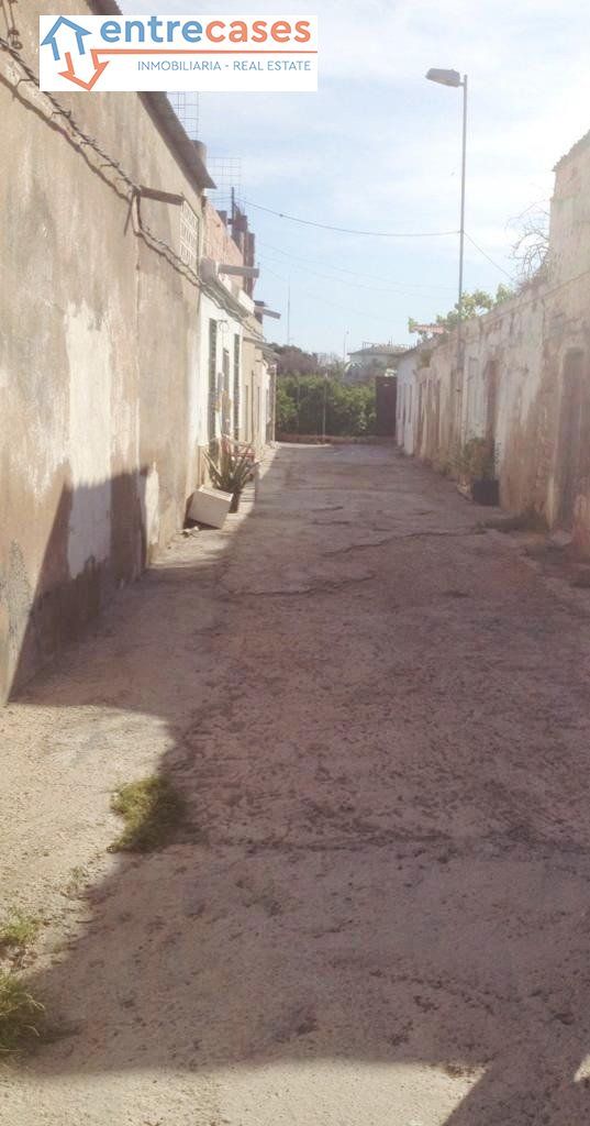 Residencial en venda a Avenida de Abril - 9 de Octubre