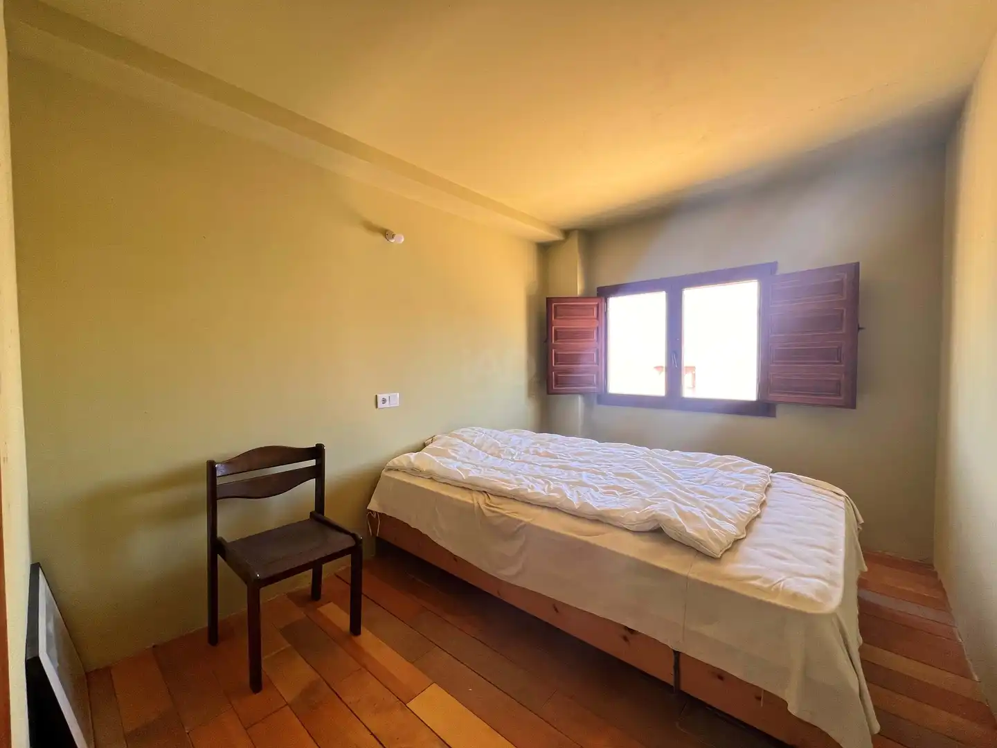 Habitación de Edificio en venta en El Payo