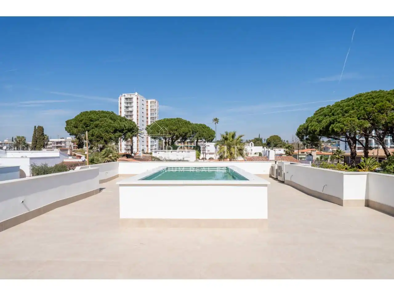 Swimming pool of Houses for sale in Cambrils  with Air Conditioner, Private garden and Terrace