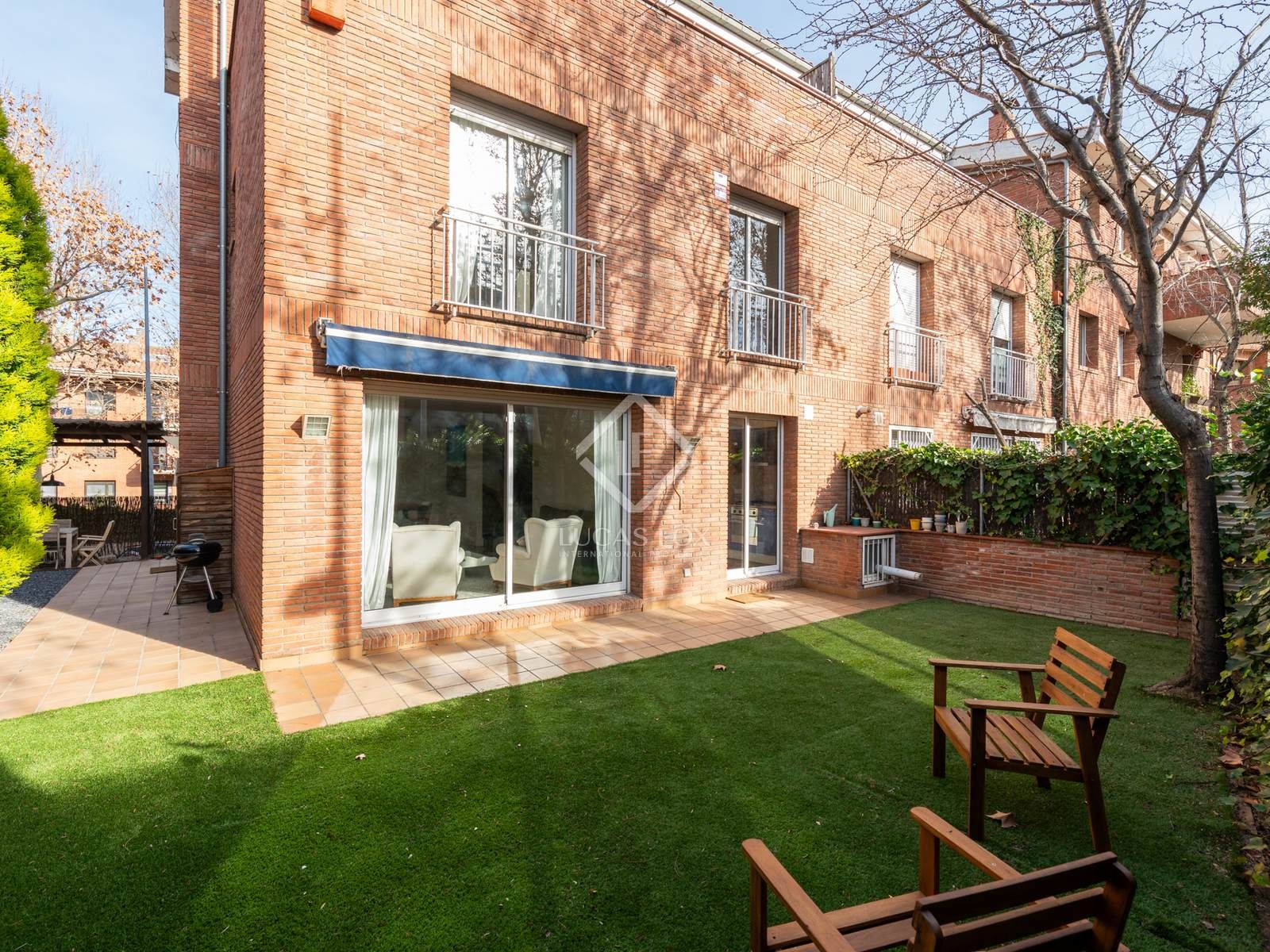 Terrassa de Casa o xalet en venda en Sant Cugat del Vallès amb Aire condicionat, Calefacció i Jardí privat