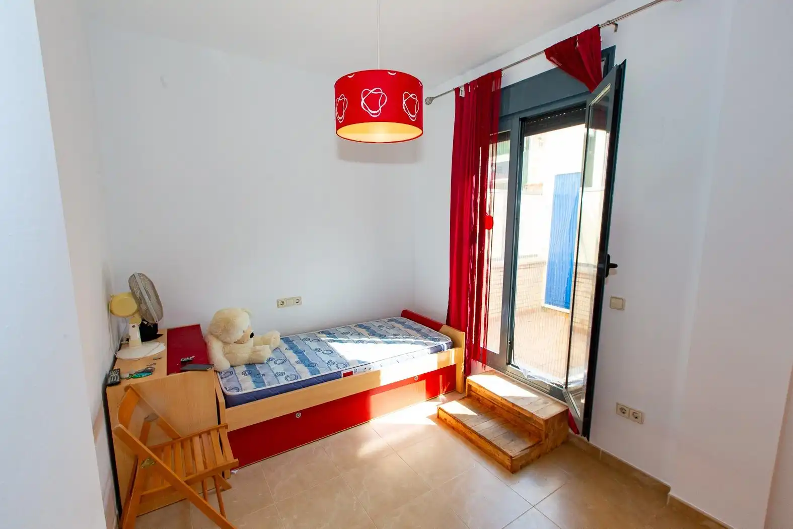 Schlafzimmer von Erdgeschoss zum Verkauf in Alcanar mit Terrasse