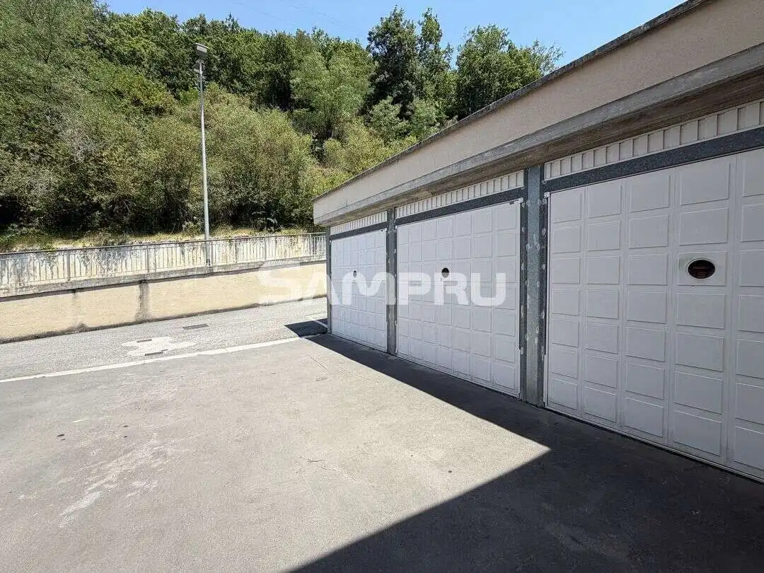 Parkplatz von Dachboden zum Verkauf in Arrasate / Mondragón mit Heizung und Balkon