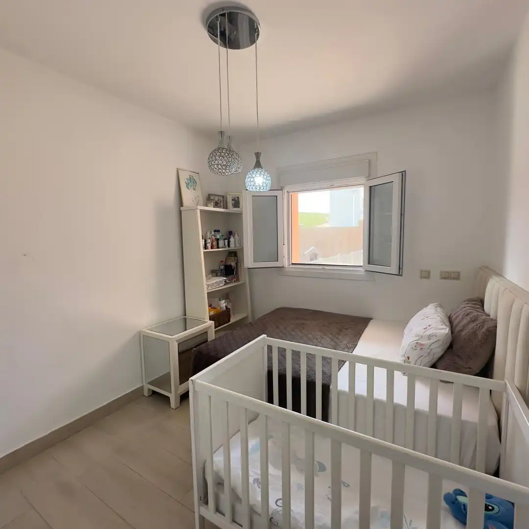 Habitación de Piso en venta en La Línea de la Concepción