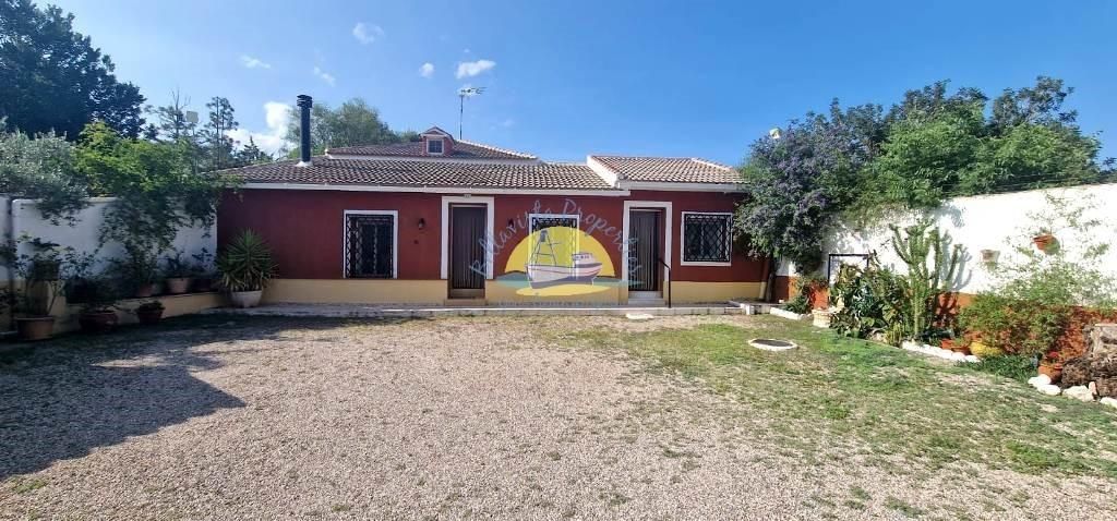 House or chalet for sale