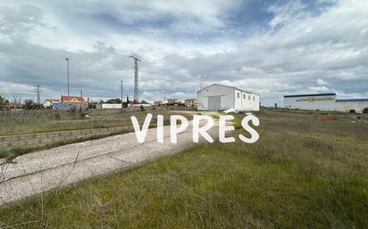 Industrial buildings for sale in Malpartida de Cáceres
