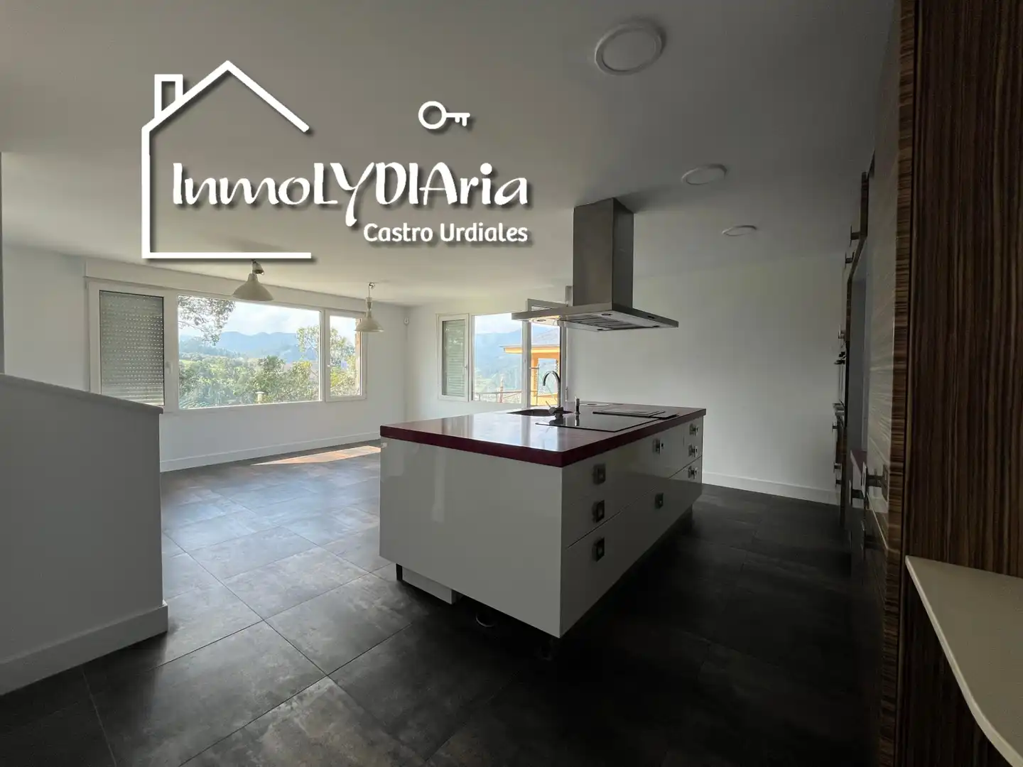 Kitchen of Houses for sale in Castro-Urdiales  with Heating, Private garden and Terrace