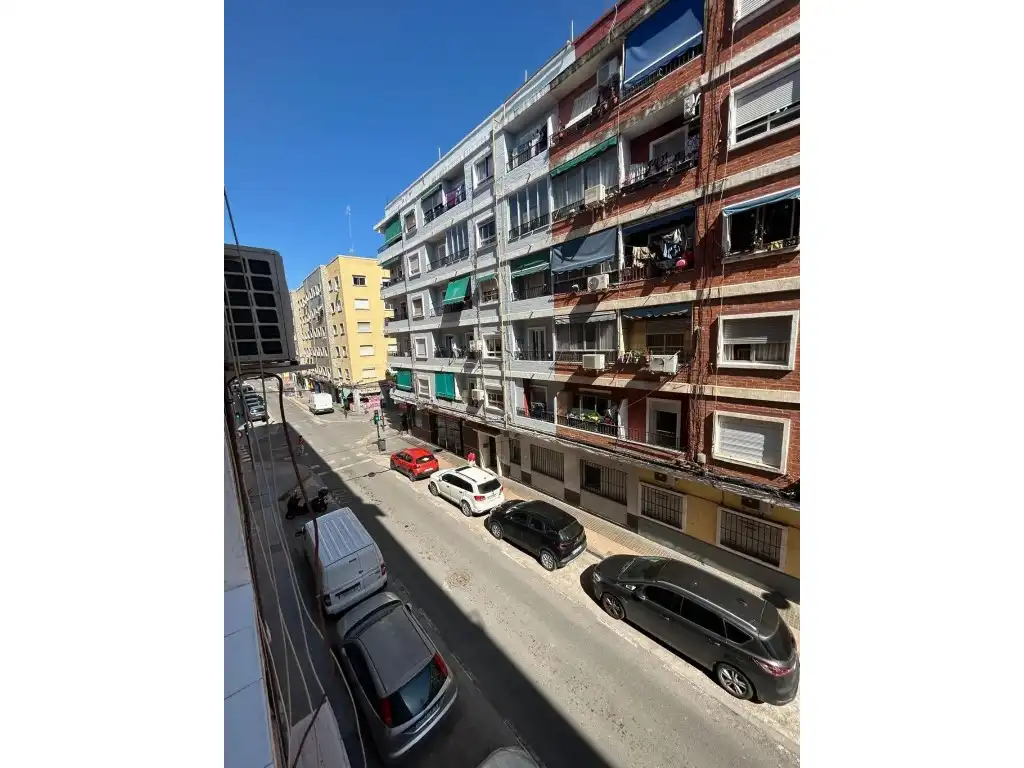 Vista exterior de Casa o xalet en venda en Valencia amb Aire condicionat