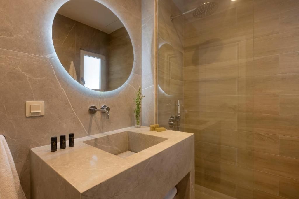 Baño de Piso de alquiler en  Barcelona Capital con Aire acondicionado, Amueblado y Se aceptan mascotas