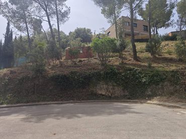 Terreny rústic en venda a Calle Josefa Comellas