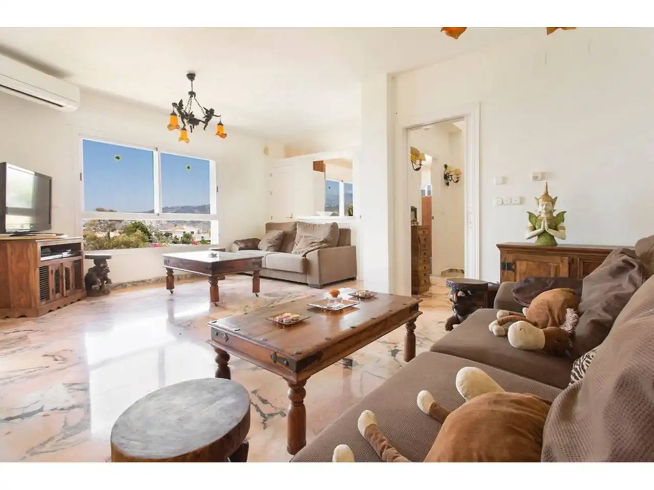 Sala de estar de Casa o chalet en venta en Almuñécar con Terraza y Piscina