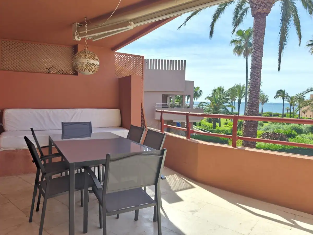 Apartment mit Aufzug zur Miete in Puerto de Sotogrande - La Marina