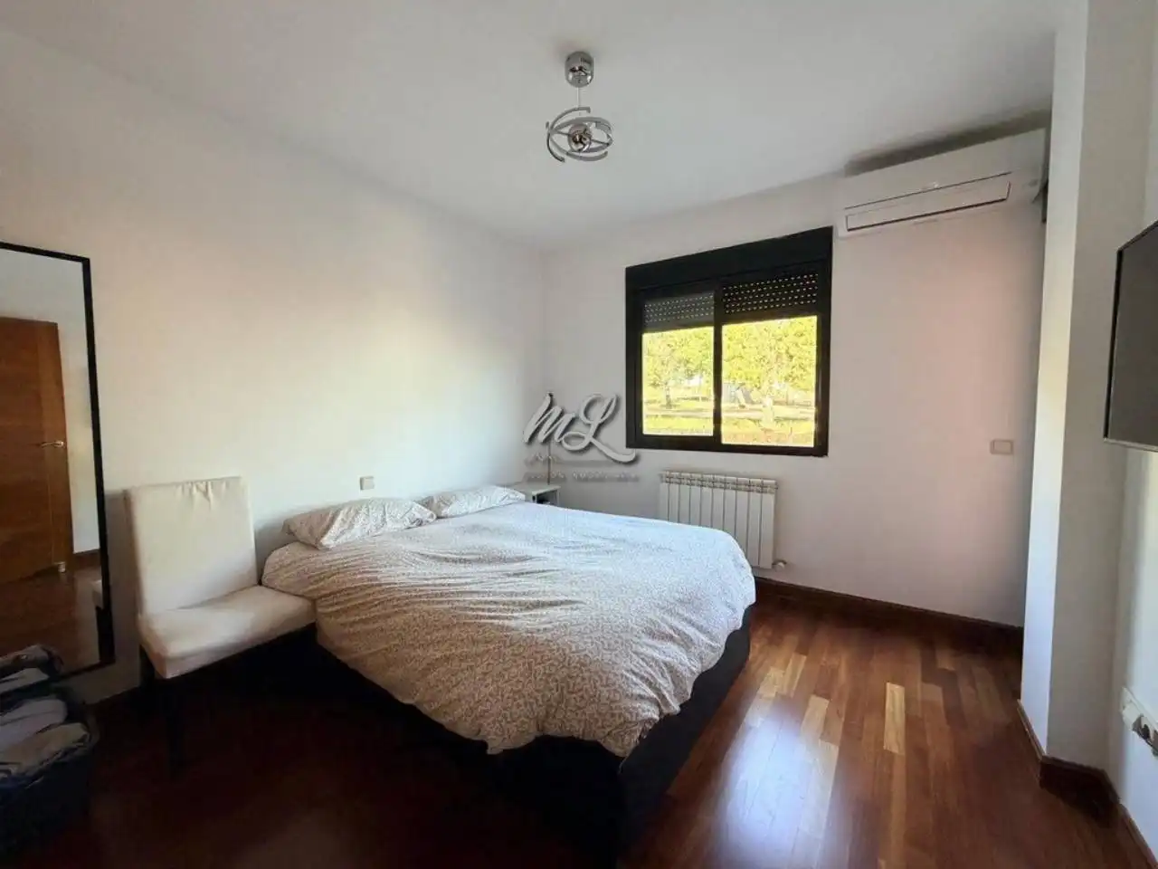 Habitación de Casa adosada en venta en Santa Cruz del Retamar con Aire acondicionado, Calefacción y Jardín privado