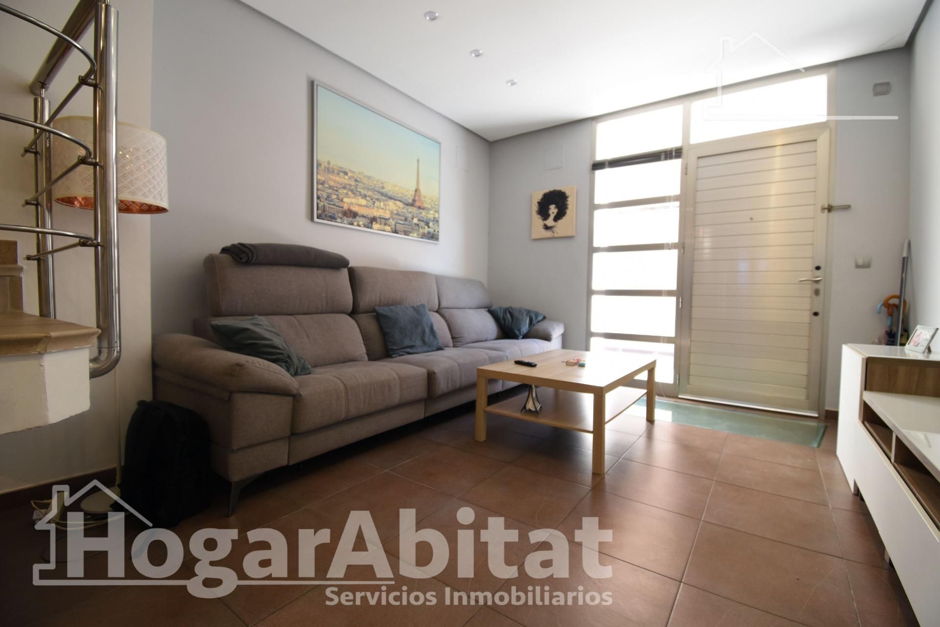 Sala d'estar de Casa o xalet en venda en Sueca amb Aire condicionat, Calefacció i Jardí privat