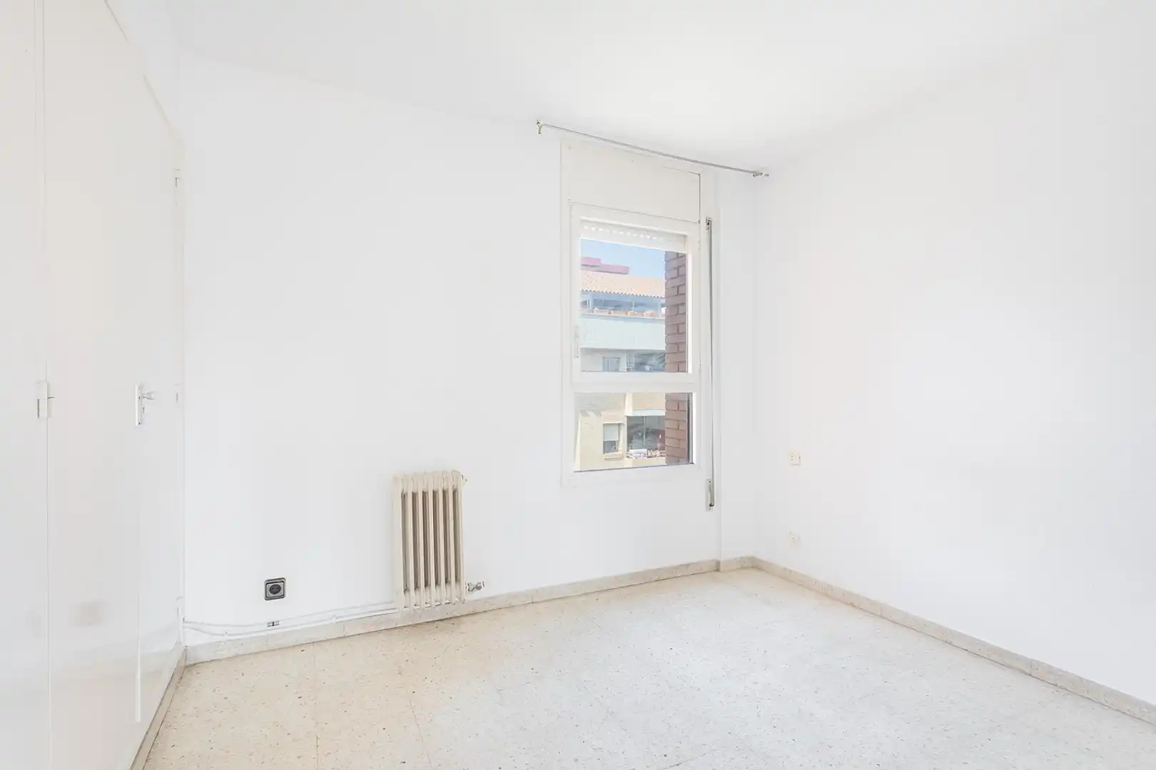 Schlafzimmer von Wohnung zum Verkauf in Barcelona mit Heizung, Terrasse und Balkon