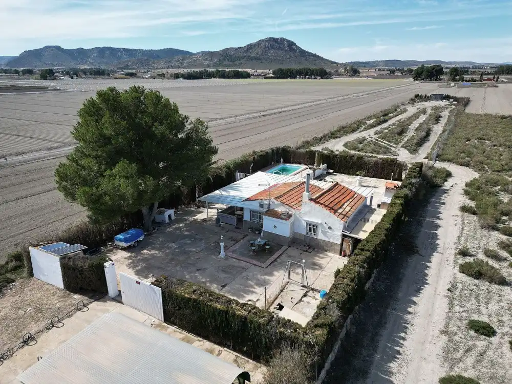 Vista exterior de Casa o xalet en venda en Villena amb Moblat