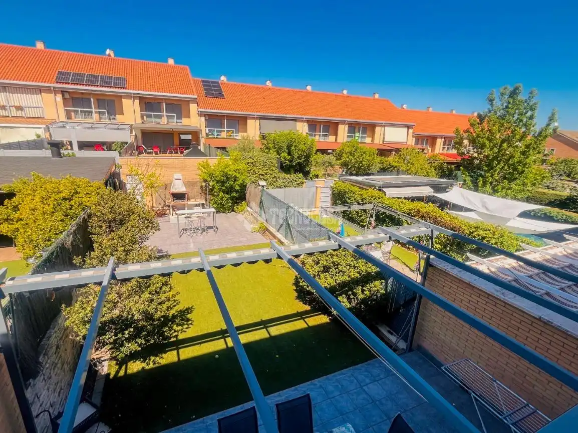 Casa aparellada amb piscina en venda a La Dehesa - El Pinar, imagen 41