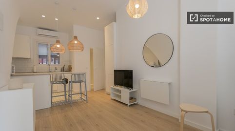 Foto 4 de Piso de alquiler en El Cabanyal - El Canyamelar, Valencia Capital